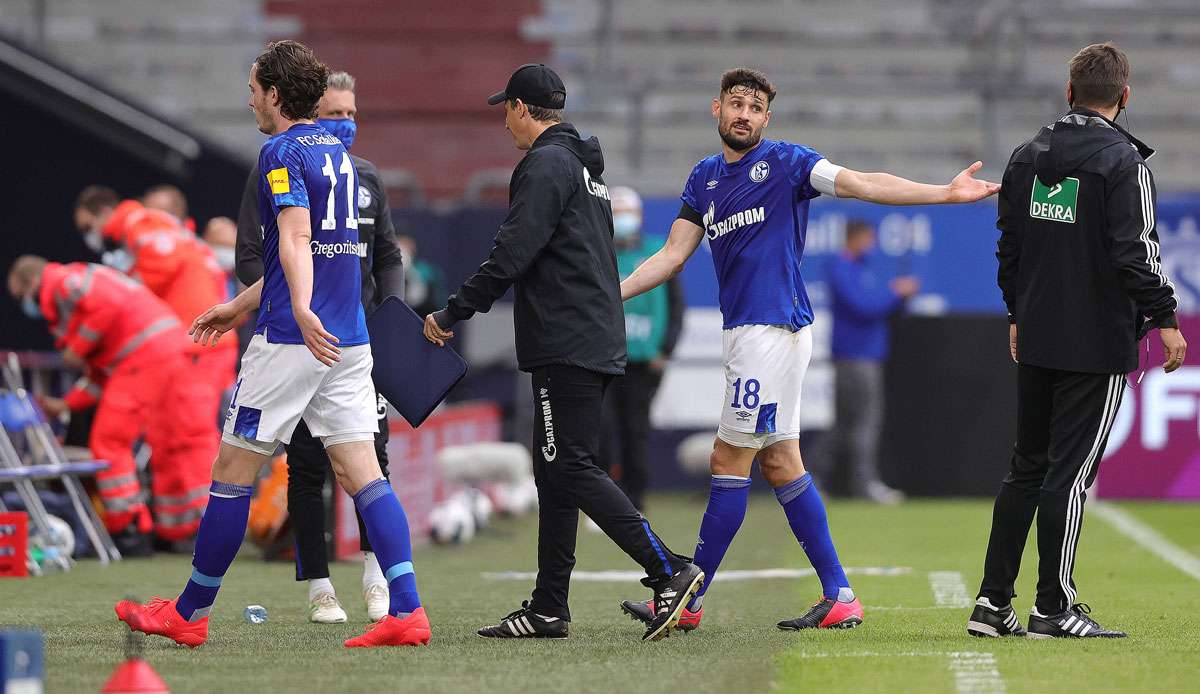 Bei Schalke 04 hängt der Haussegen gehörig schief.