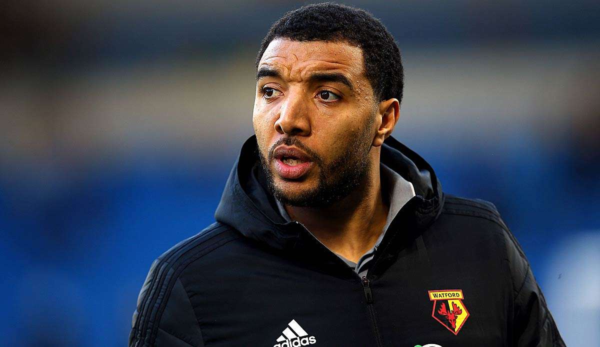 Kapitän Troy Deeney vom FC Watford hat nach seinem Verzicht auf die Rückkehr in den Trainingsbetrieb zahlreiche Hassbotschaften erhalten.