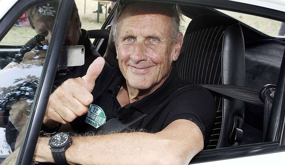 Hans-Joachim Stuck geht unter die Sim-Racer.