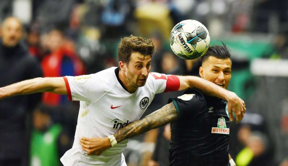 Das letzte Spiel zwischen Bremen und Frankfurt fand im DFB-Pokal statt.