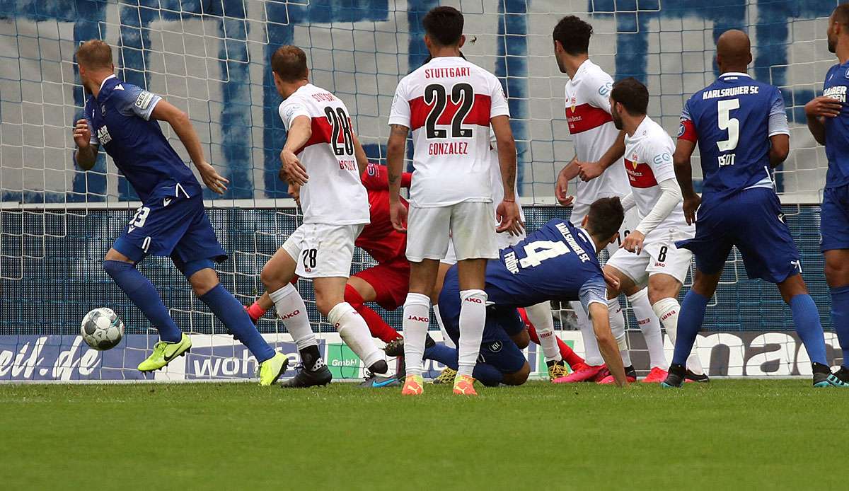 Der VfB Stuttgart hat das Derby beim Karlsruher SC verloren.