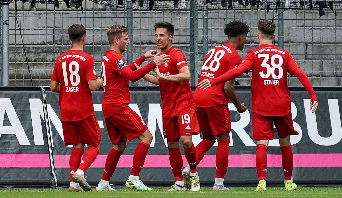 Im Spitzenspiel setzte sich der FC Bayern in Mannheim durch.
