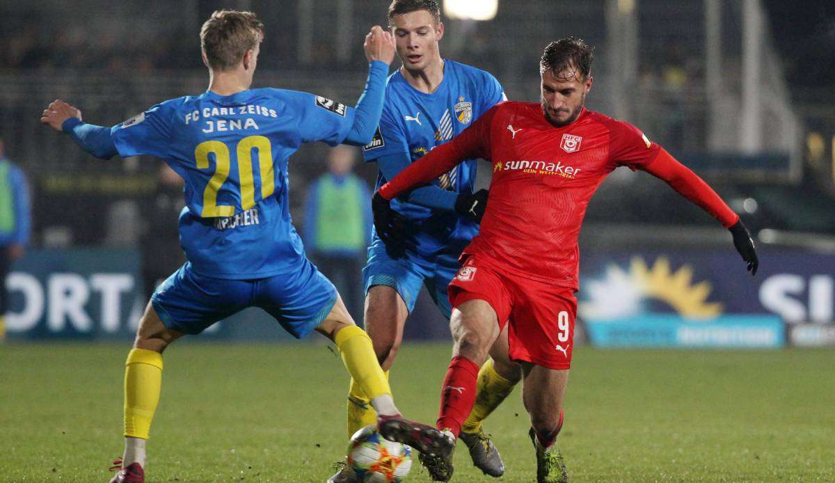 Der Hallesche FC gewann in der Hinrunde mit 3:0 gegen Carl Zeiss Jena.