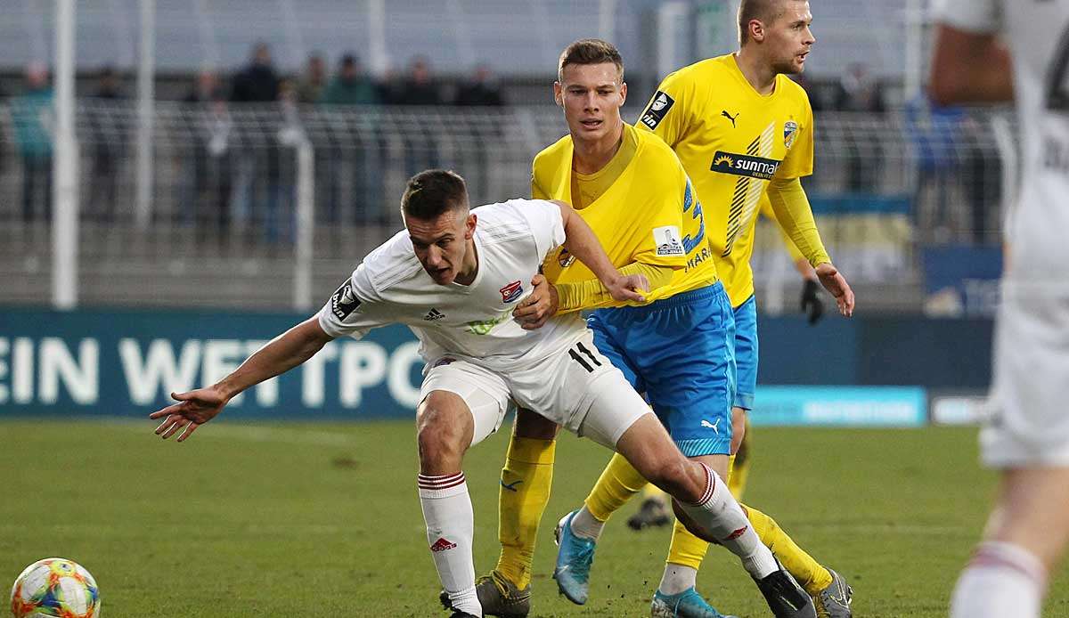 Am 37. Spieltag spielt Unterhaching gegen Jena.