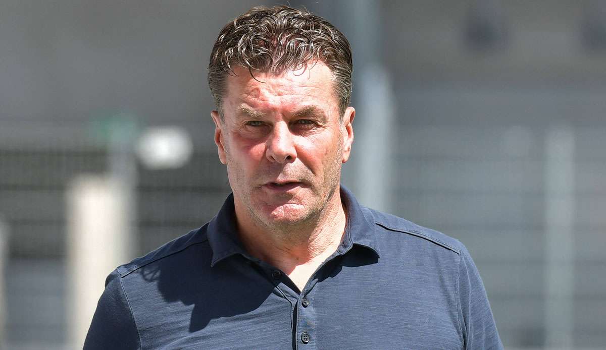 Dieter Hecking steht beim HSV wohl vor dem Aus.