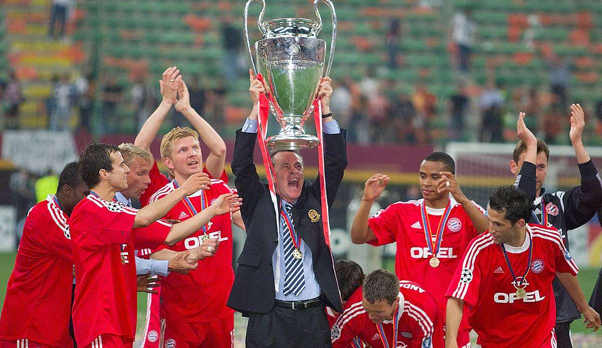 2001 siegte der FCB unter Hitzfeld gegen Valencia.