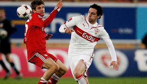 Roberto Hilbert (r.) bestritt in dieser Spielzeit erst 17 Bundesliga-Spiele für den VfB Stuttgart