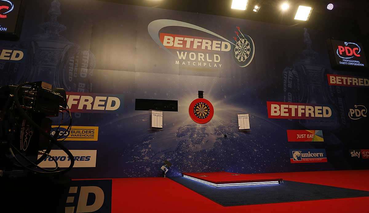 Nur eine Bühne und das Oche: Auch bei der PDC müssen die Major-Events wie das World Matchplay aufgrund der Corona-Pandemie ohne Zuschauer stattfinden.