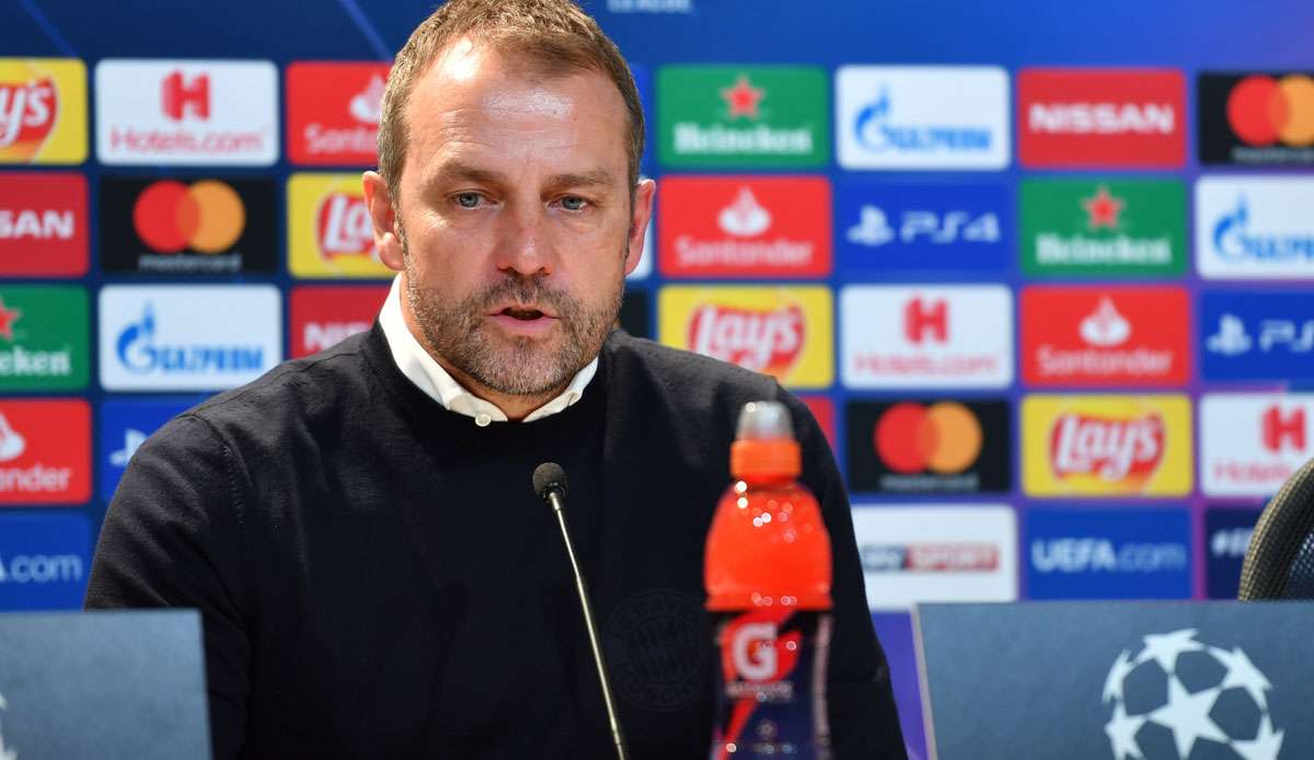 Hansi Flick steht vor dem Spiel gegen Chelsea Rede und Antwort.