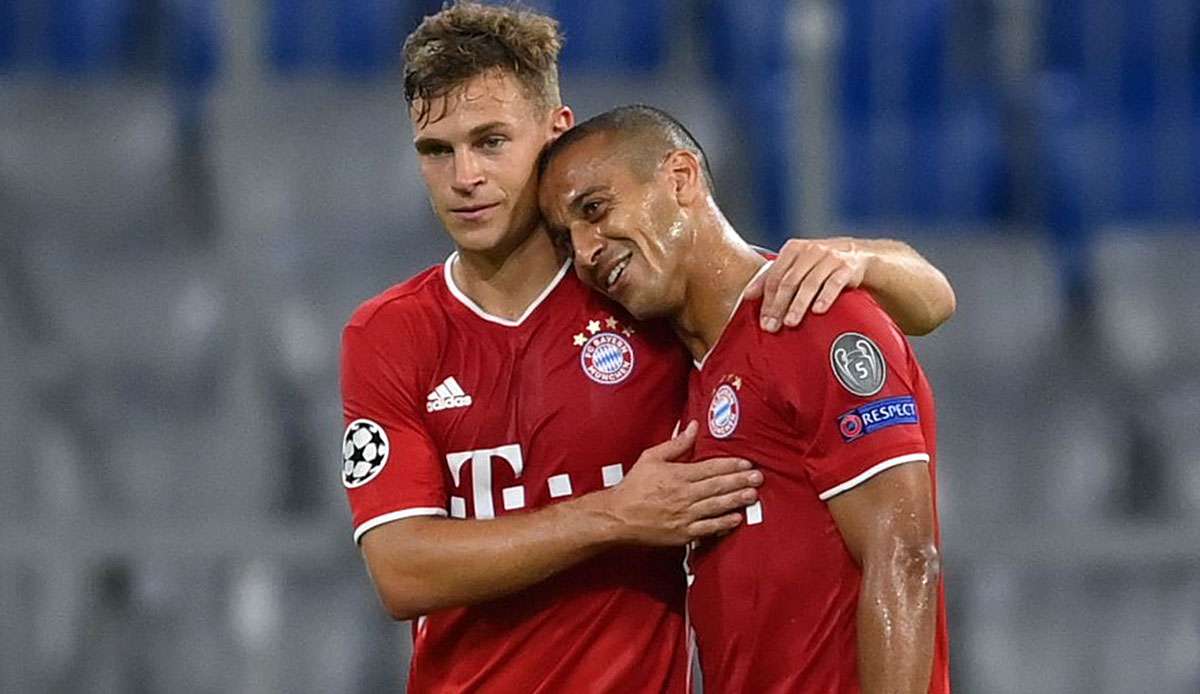 Thiago (r.) zeigte eine starke Leistung gegen den FC Chelsea.