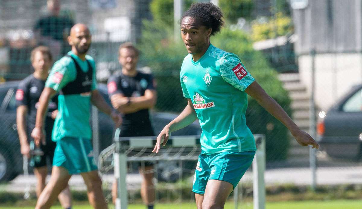 Tahith Chong hat bei Werder Bremen bereits das Training aufgenommen.