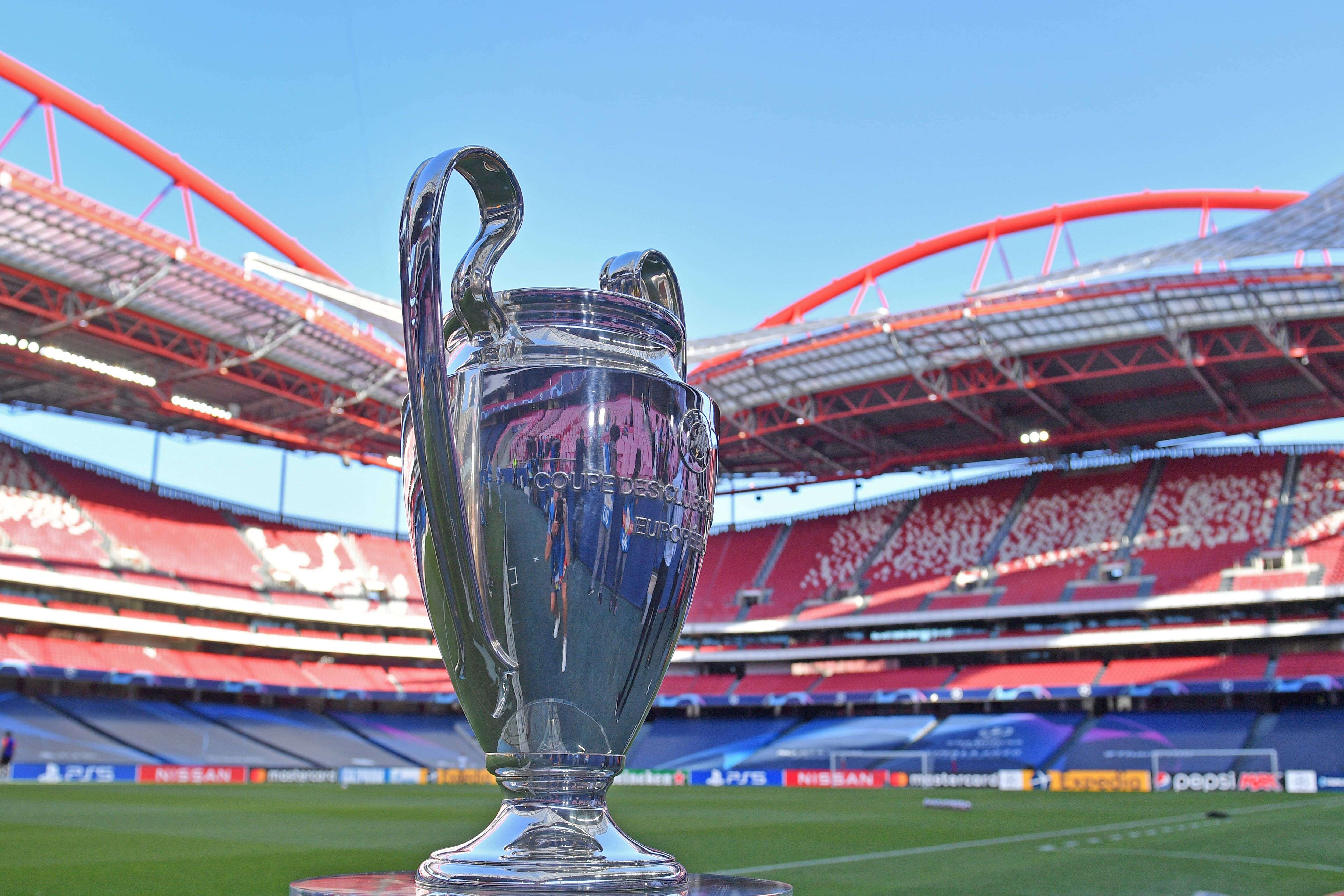 Das Objekt der Begierde: Die Trophäe für den Sieger des Champions-League-Finalturniers in Lissabon.