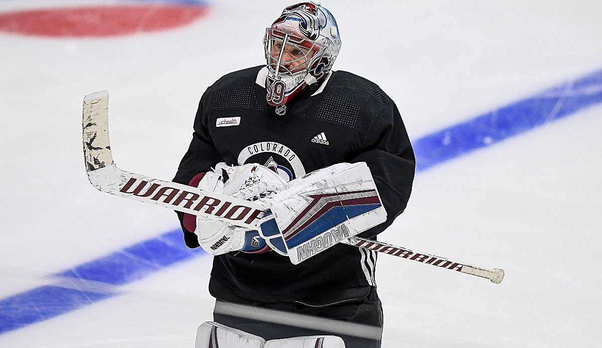 Grubauer musste bei der Niederlage gegen Dallas verletzt raus.