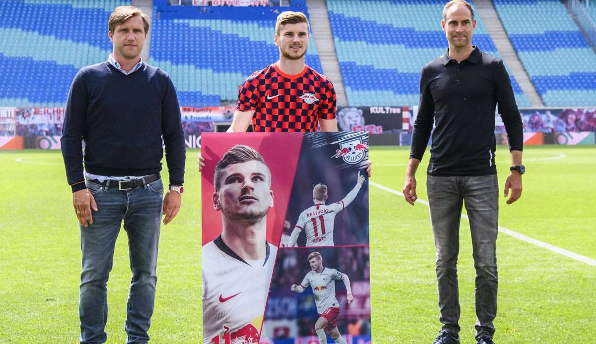 Timo Werner (M.) wurde Ende Juni offiziell bei RB Leipzig verabschiedet.