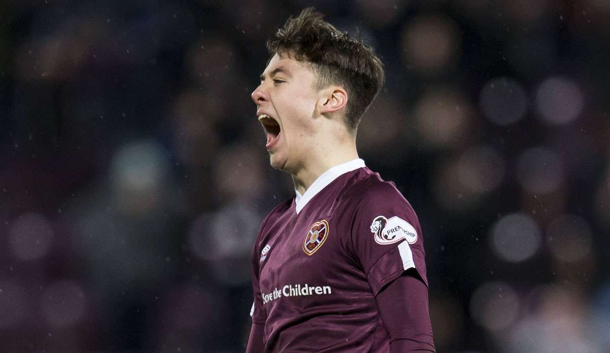 Aaron Hickey von Heart of Midlothian gilt als vielversprechendes Talent.