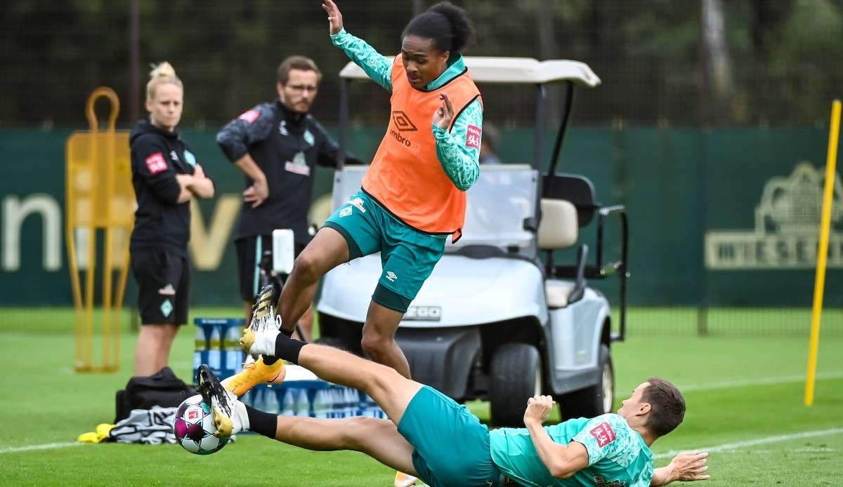 Im Training der Bremer kämpfen die Spieler um Ihren Stammplatz.