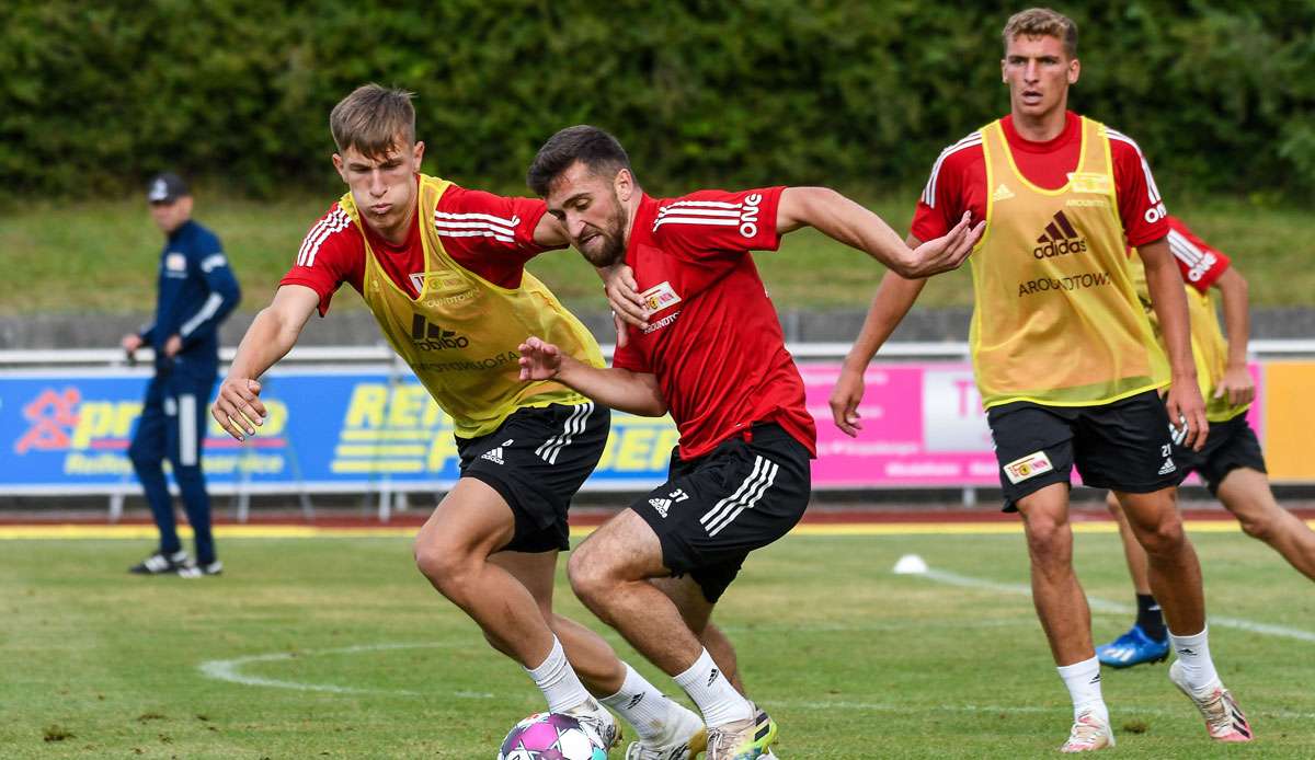 Union Berlin testet gegen Ajax Amsterdam.