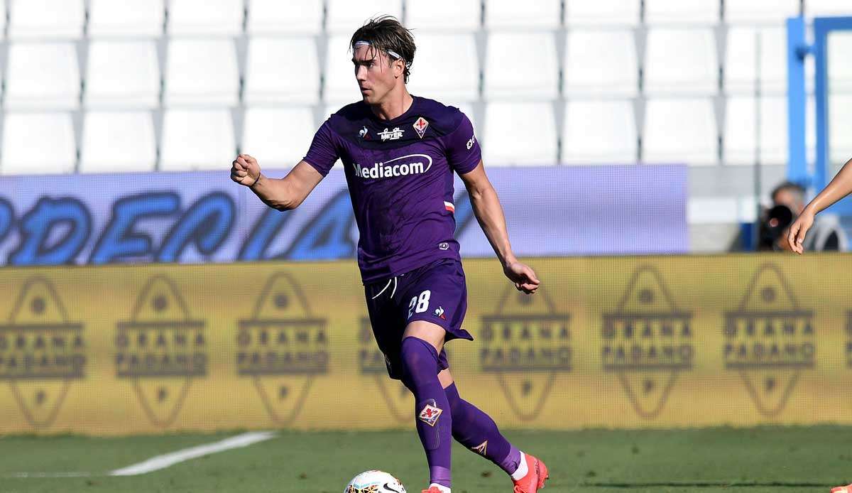 RB Leipzig ist offenbar unter anderem an Dusan Vlahovic interessiert.