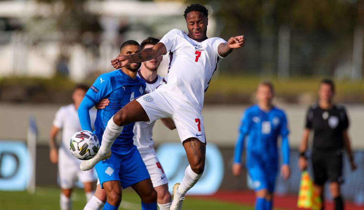 England gewann dank eines Last-Minute-Elfmeter in Island.