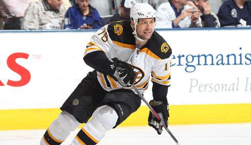 Marco Sturm geht seit 2005 für die Boston Bruins in der NHL auf Torejagd