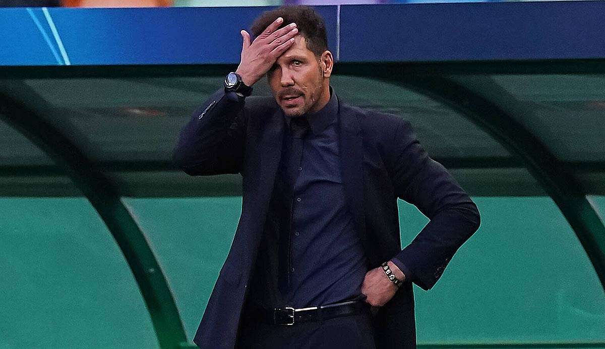 Atletico Madrid muss in der Vorbereitung auf die neue Saison zunächst auf Trainer Diego Simeone verzichten.