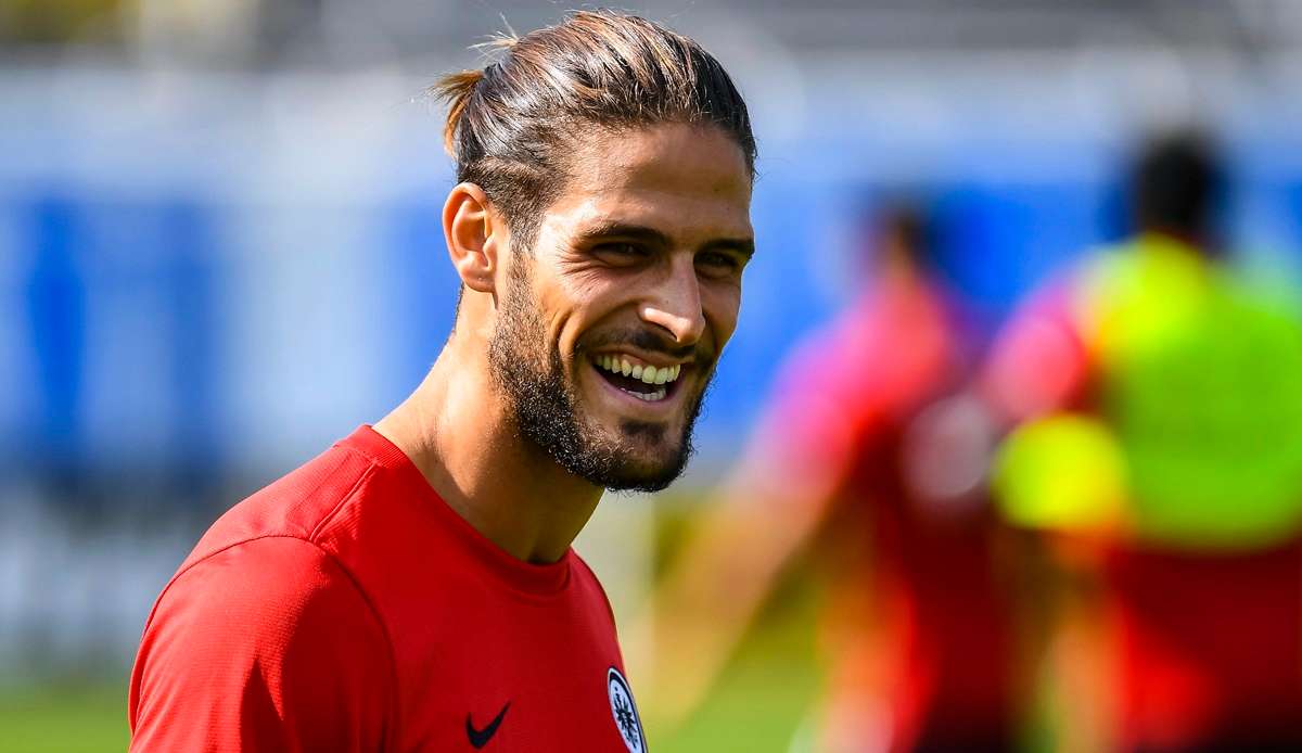 Der Portugiese Goncalo Paciencia wechselt für ein Jahr auf Leihbasis vom Ligarivalen Eintracht Frankfurt nach Gelsenkirchen.