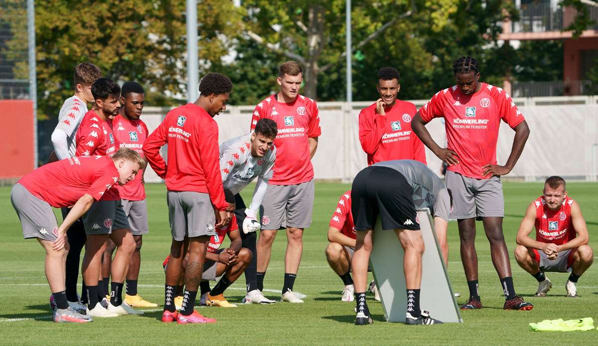 Die Spieler des FSV Mainz 05 erschienen wohl nicht zum Training.