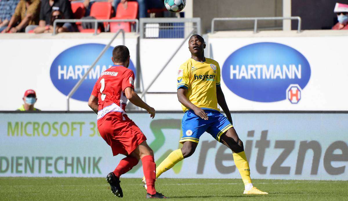 Eintracht Braunschweig verlor zum Auftakt gegen Holstein Kiel.