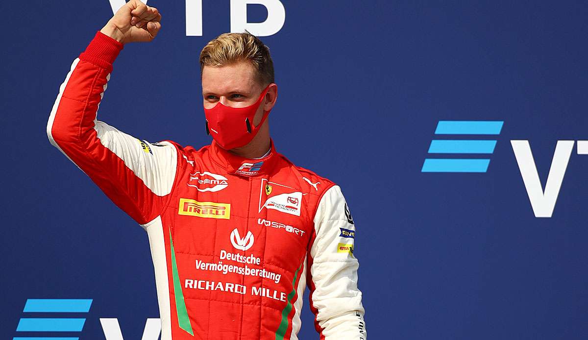 Mick Schumacher hat das Hauptrennen in Sotschi gewonnen.