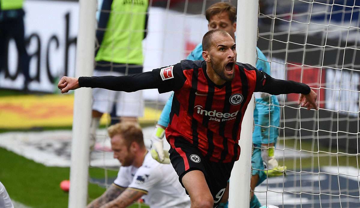 Bas Dost bejubelt seinen Treffer zum 2:1 gegen die TSG 1899 Hoffenheim.