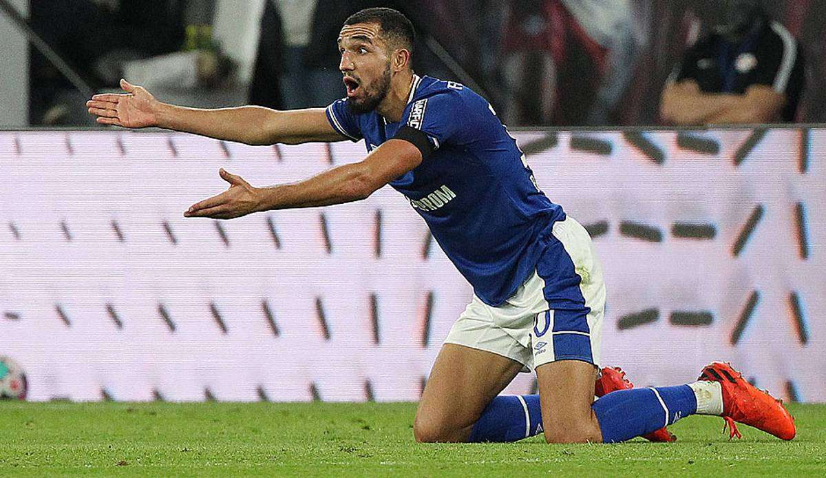 Hat keine Zukunft auf Schalke, aber weckt nur wenig Interesse: Nabil Bentaleb.