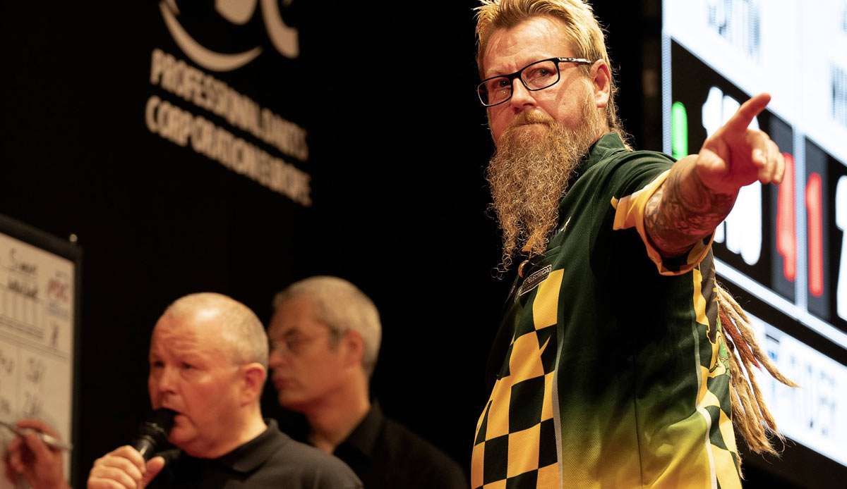 Simon Whitlock aus Australien deklassierte Michael van Gerwen im Viertelfinale