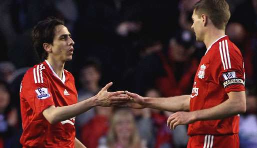 Yossi Benayoun brachte Liverpool auf die Siegerstraße, Steven Gerrard legte zwei Treffer auf