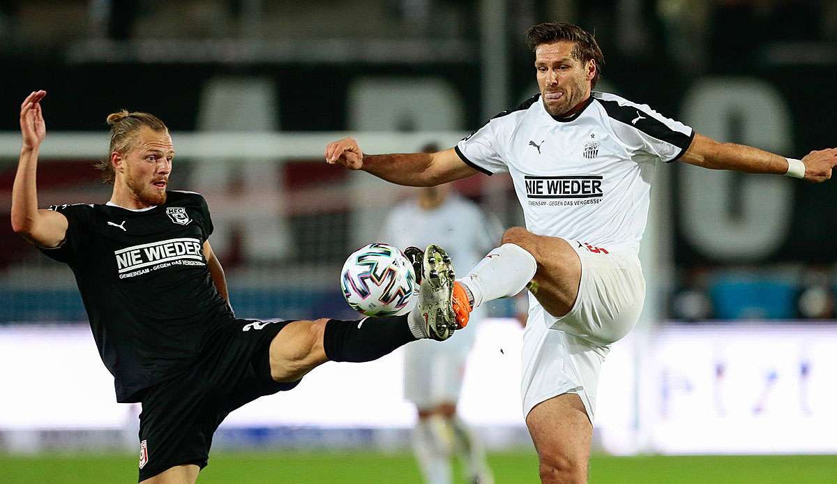 Ronny König (r.) erzielte das 2:0 gegen Halle.