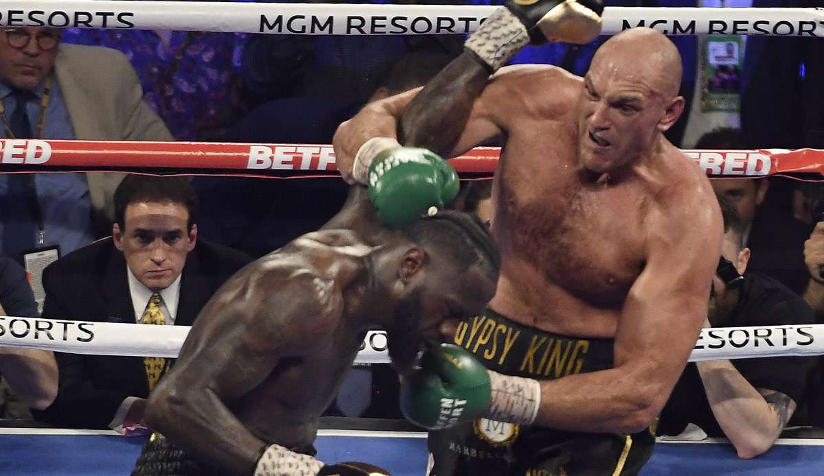 Tyson Fury (r.) hatte Deontay Wilder im Februar 2020 in Las Vegas ausgeknockt.