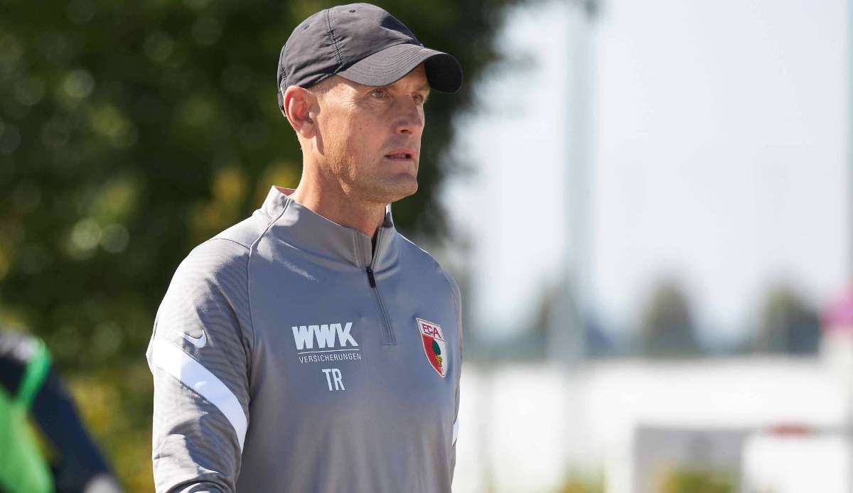 Heiko Herrlich steht zurück auf dem Trainingsplatz.