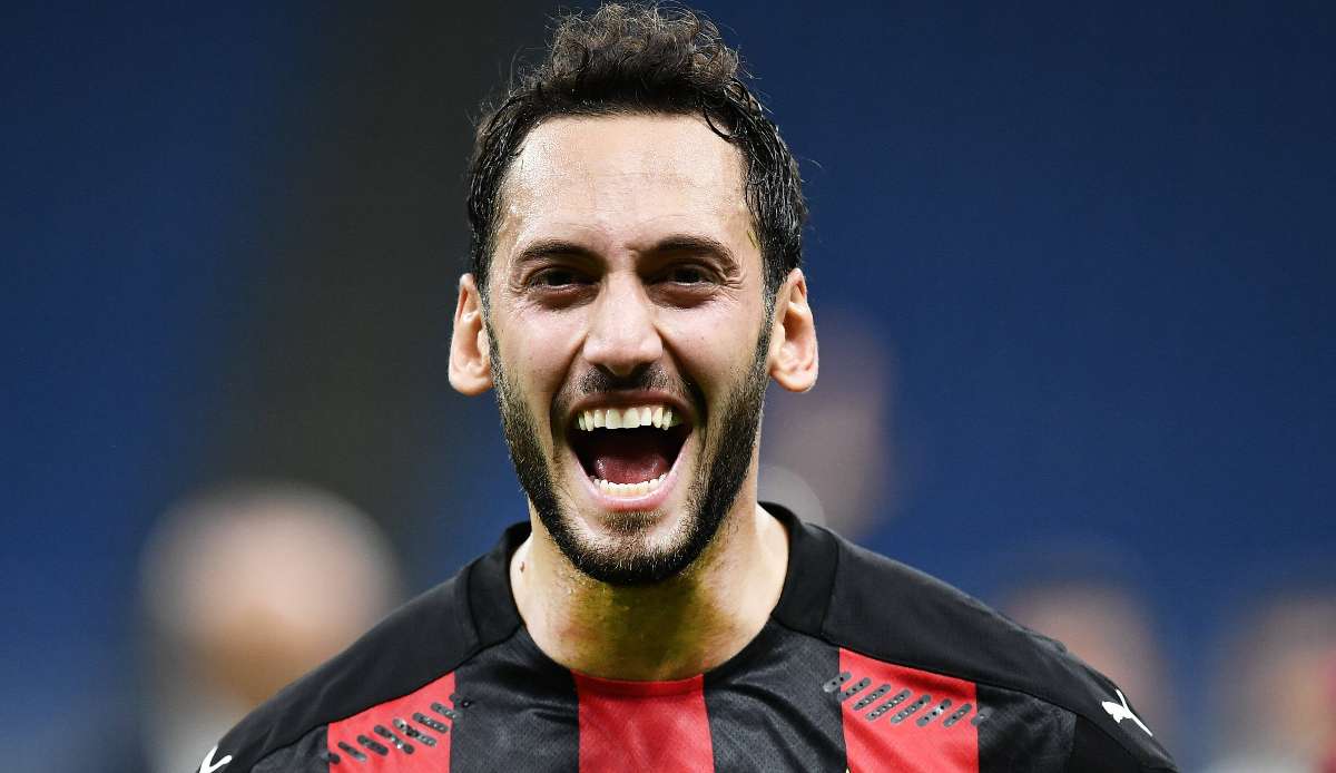 Wechselt Hakan Calhanoglu in die Premier League?