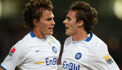Sebastian Langkamp (r.) vollstreckte zur Führung der Karlsruher