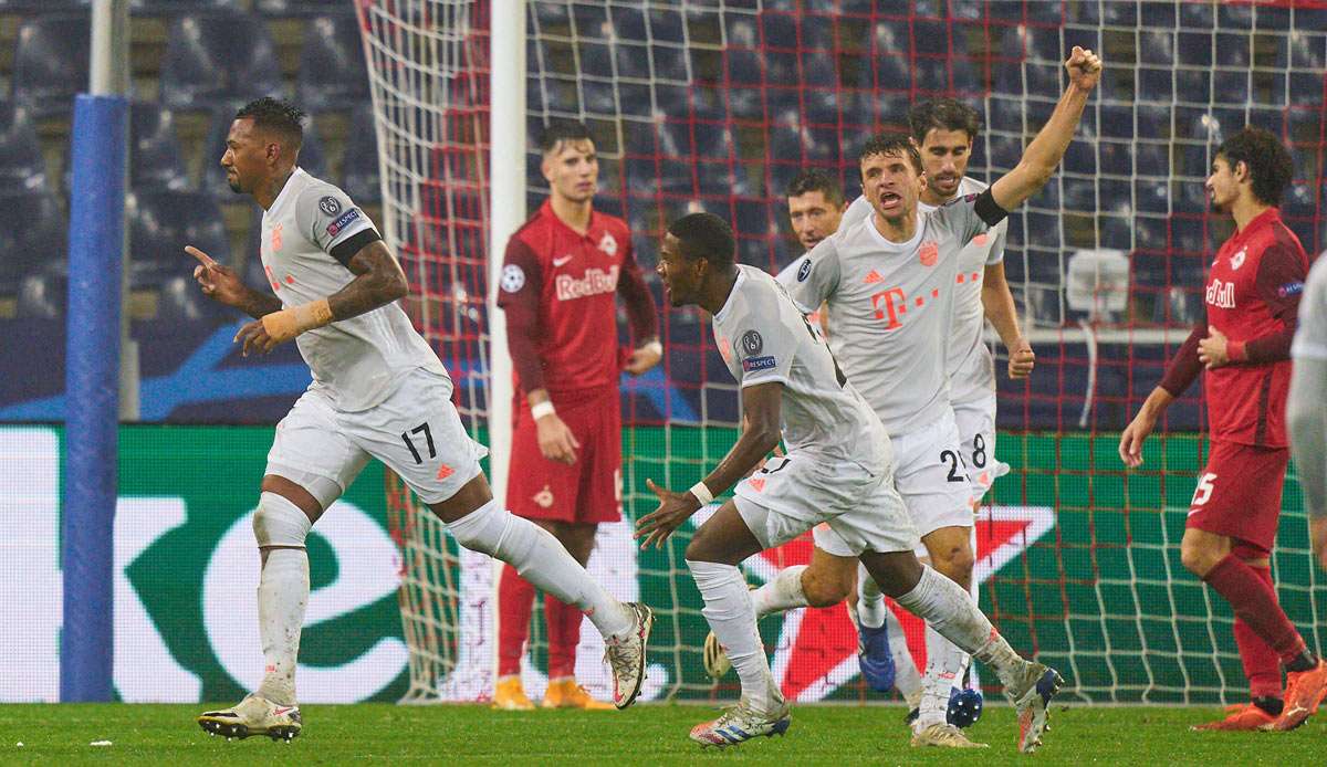 Jerome Boateng (l.) bejubelt seinen Treffer zum 3:2 für den FC Bayern in Salzburg.