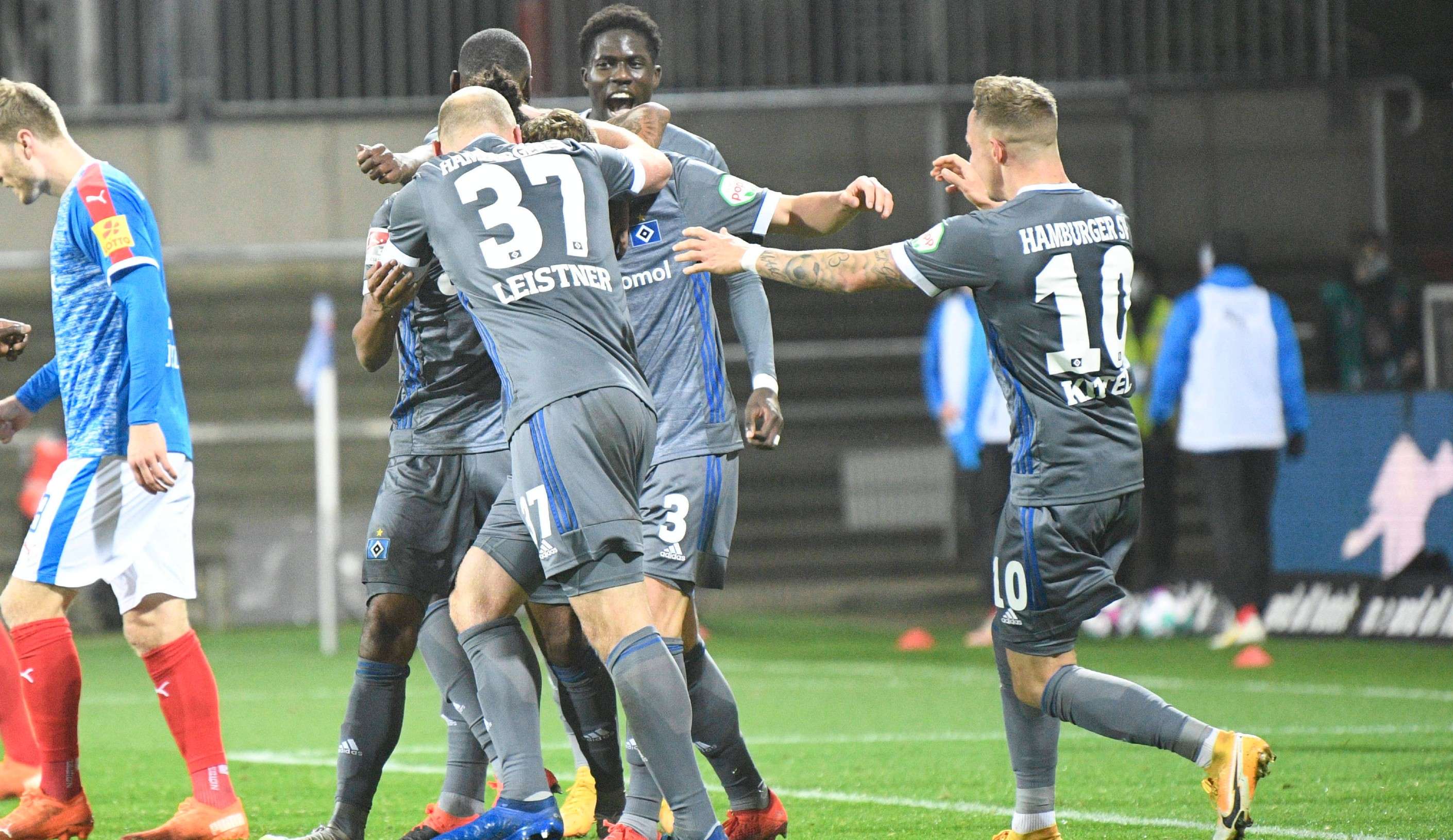 Der HSV spielte in Kiel 1:1.