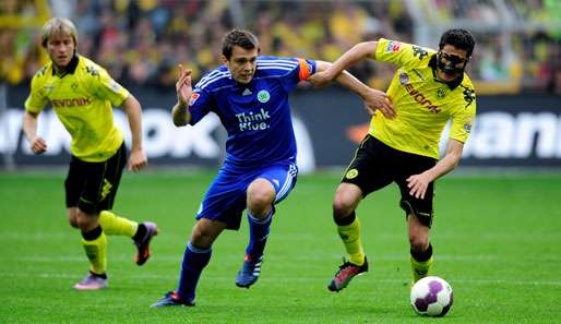 Nuri Sahin (r.), von BVB-Coach Jürgen Klopp auserwählt, verschoss einen Foulelfmeter