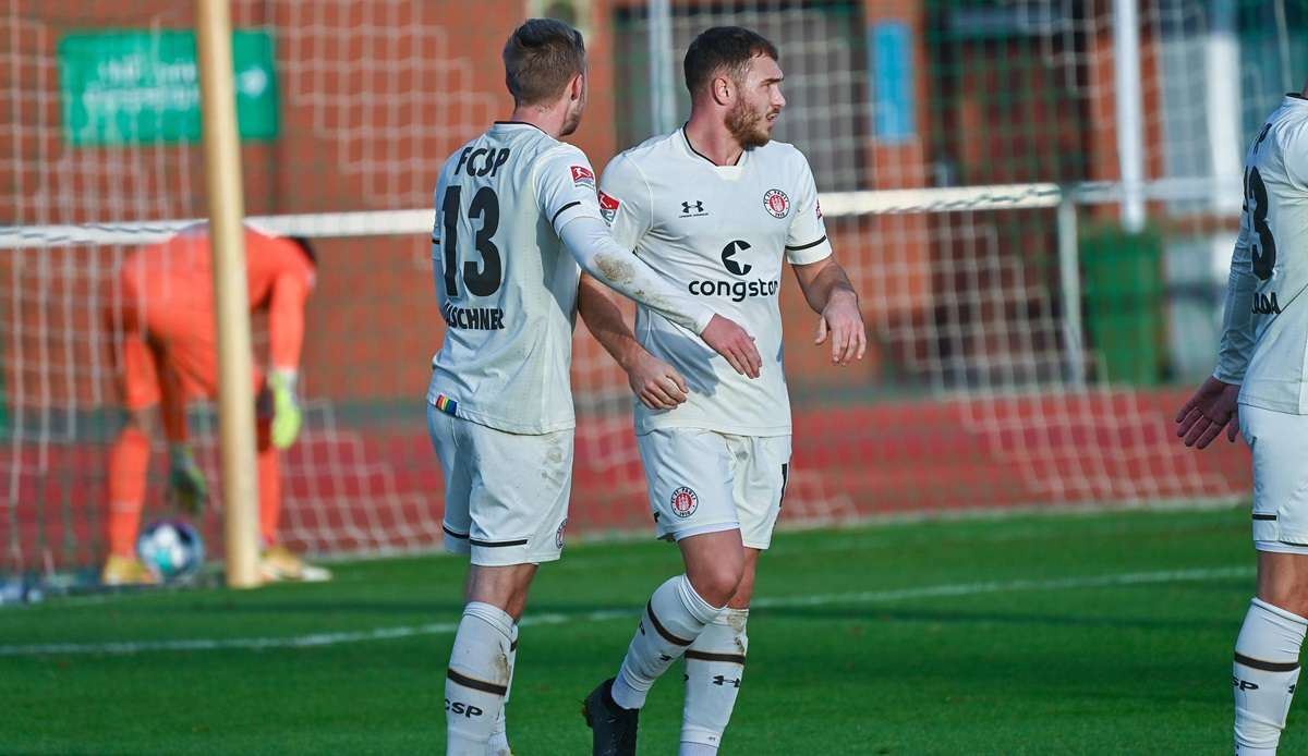 Der FC St. Pauli gastiert am heutigen Samstag in der 2. Bundesliga bei Absteiger SC Paderborn.