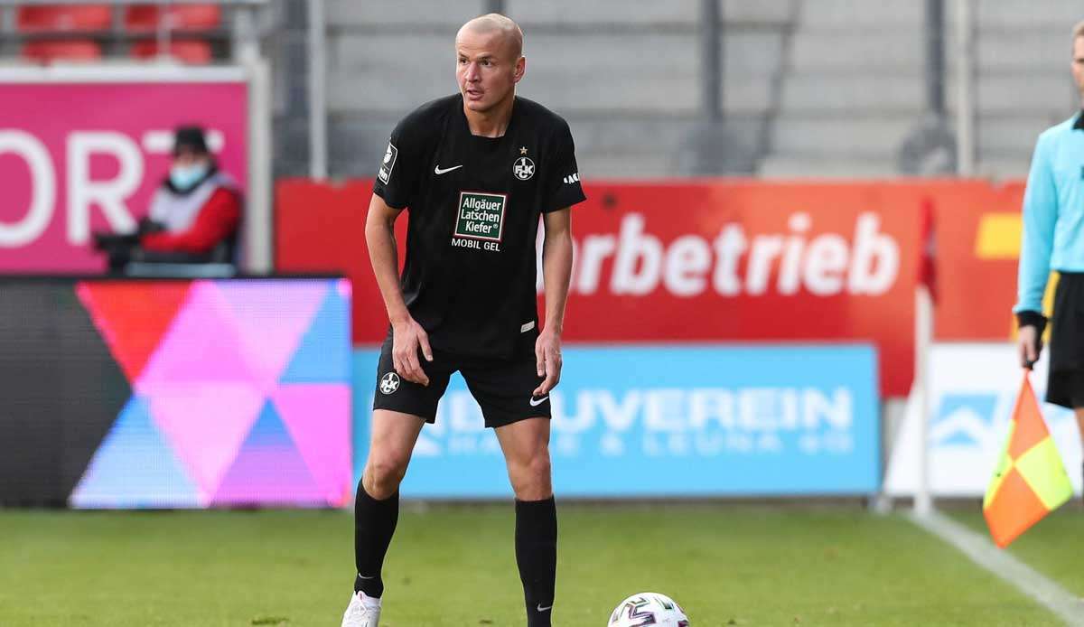 Der 1. FC Kaiserslautern spielt heute gegen den VfB Lübeck.