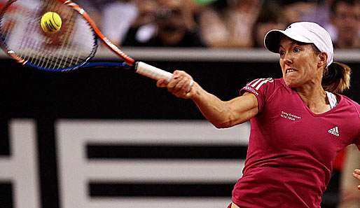 Justine Henin präsentiert sich in Stuttgart in Topform