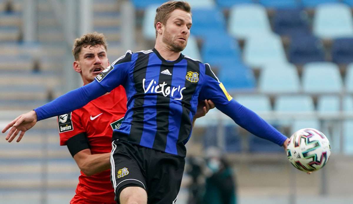 Der 1. FC Saarbrücken führt die 3. Liga derzeit mit 25 Punkten an.