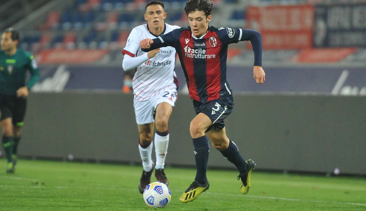 Aaron Hickey spielt seit Ende September für den FC Bologna.