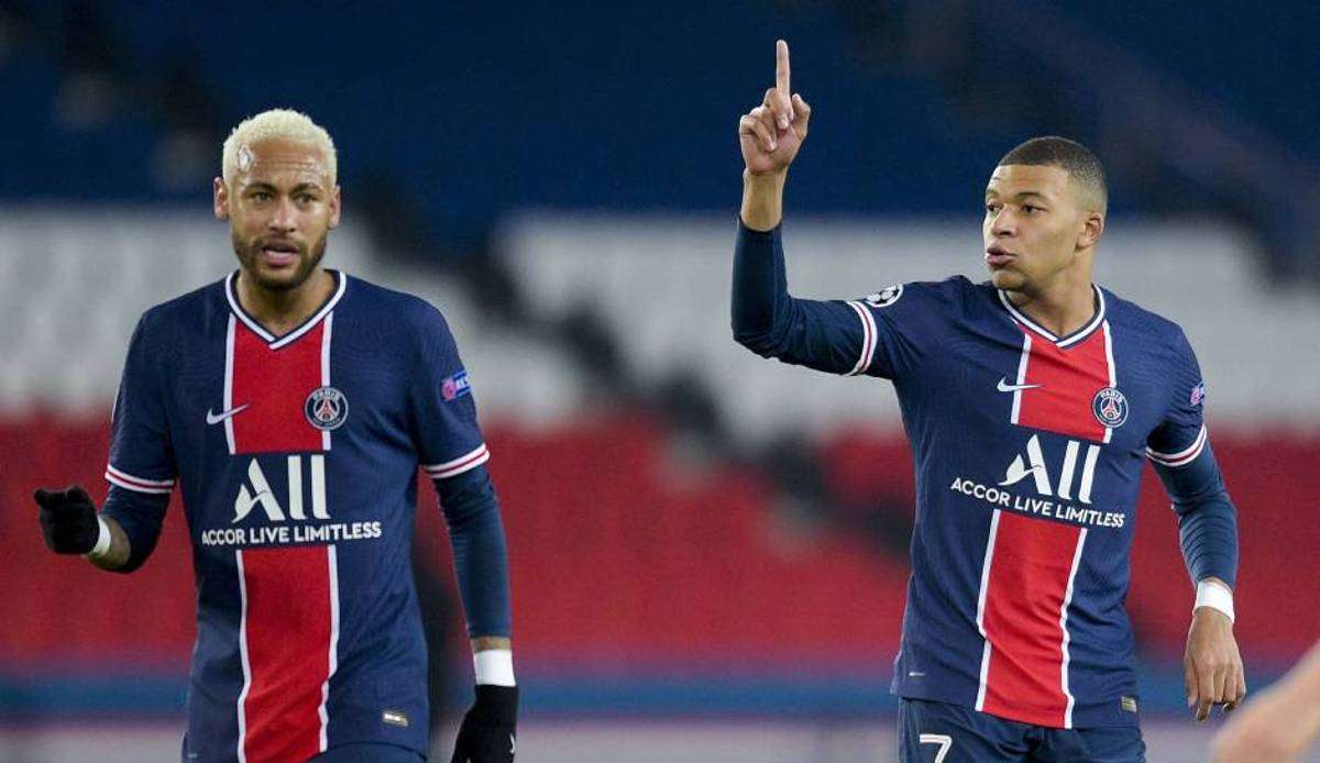 Zwei Ausnahmekicker in Reihen von PSG: Neymar und Mbappe.