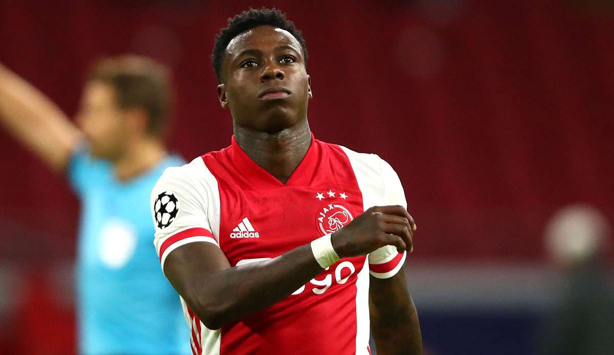 Der niederländische Fußball-Nationalspieler Quincy Promes von Ajax Amsterdam sitzt wegen der mutmaßlichen Verwicklung in eine Messerstecherei bis auf Weiteres in Untersuchungshaft.