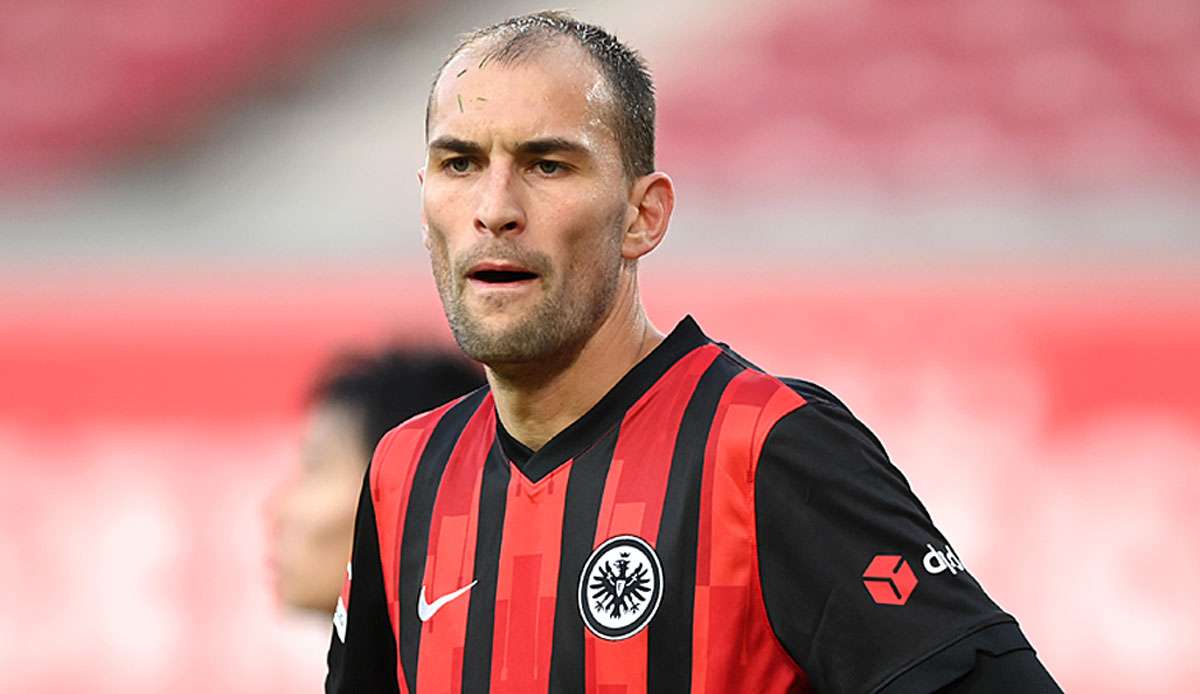 Bas Dost steht noch bis 2022 bei Eintracht Frankfurt unter Vertrag.