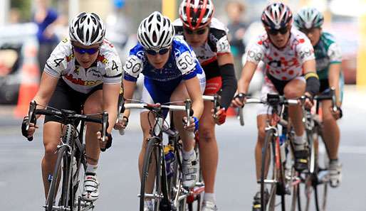 Ina-Yoko Teutenberg (l.) wurde 2009 erstmals deutsche Meisterin im Sprint